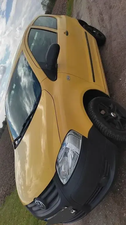 Second-hand VW Fox 75 CP (55 kW) 2007 Galben Hatchback