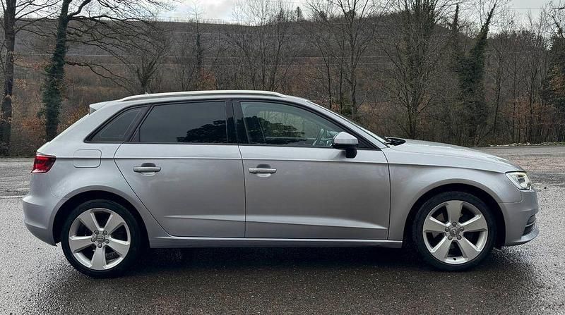 Gebraucht Audi A3 Sport 150 PS (110 kW) 2014 Silber Limousine
