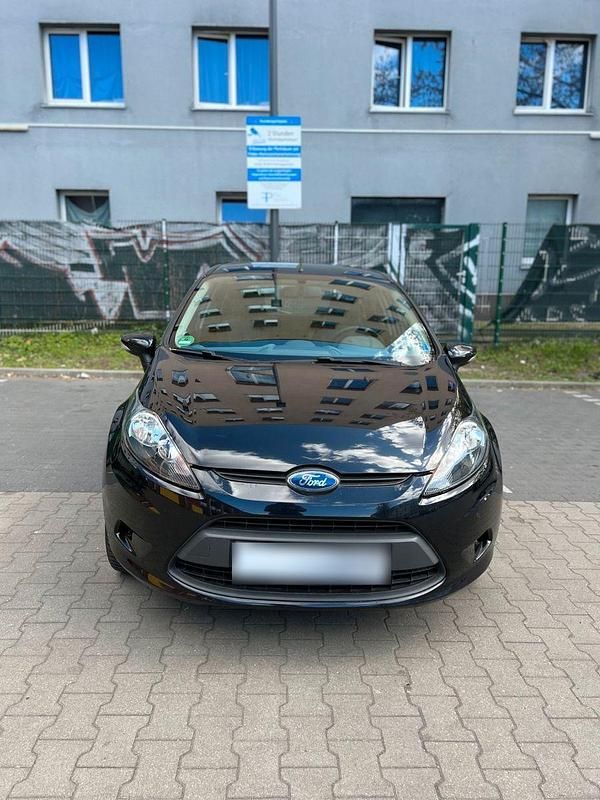 Gebraucht Ford Fiesta Ambiente 82 PS (60 kW) 2009 Schwarz Limousine