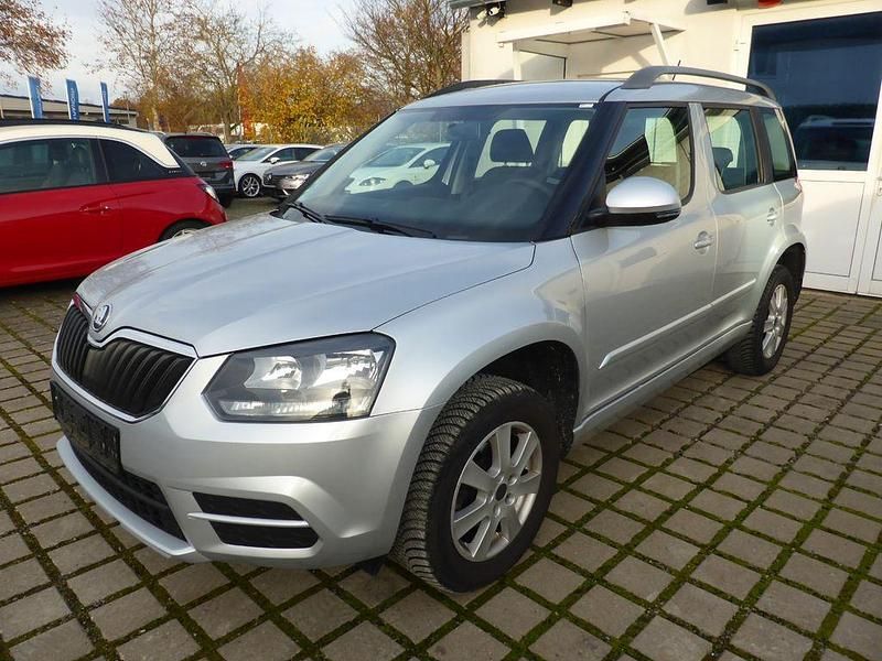 Gebraucht Skoda Yeti Active 105 PS (77 kW) 2014 Silber SUV