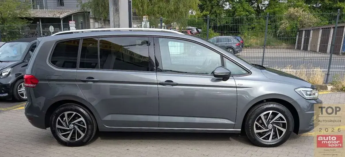 Gebraucht VW Touran Join 116 PS (85 kW) 2018 Grau Van / Kleinbus