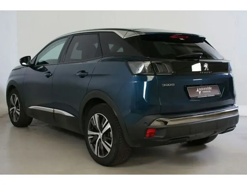 Gebraucht Peugeot 3008 Allure 131 PS (96 kW) 2022 Blau SUV
