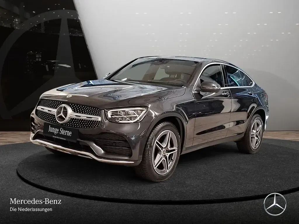 Gebraucht Mercedes GLC400d AMG 330 PS (242 kW) 2023 Grau Limousine