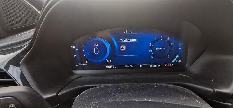 Gebraucht Ford Puma ST-Line 125 PS (91 kW) 2020 Rot SUV