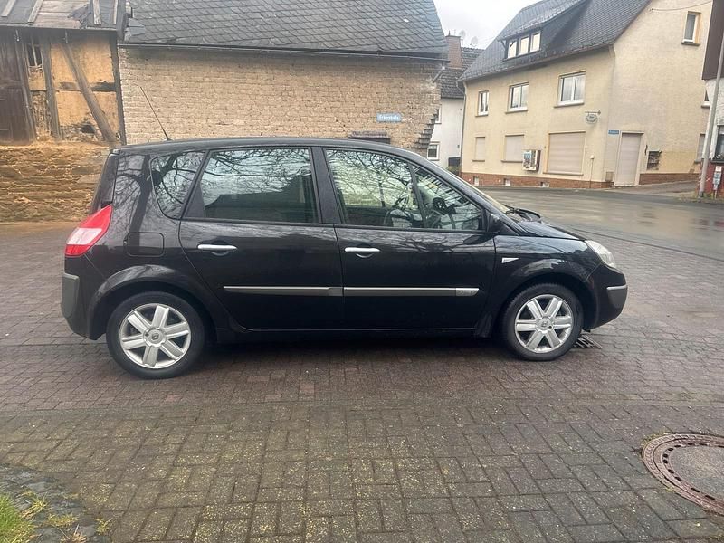 Gebraucht Renault Scénic II 113 PS (83 kW) 2004 Schwarz Van / Kleinbus