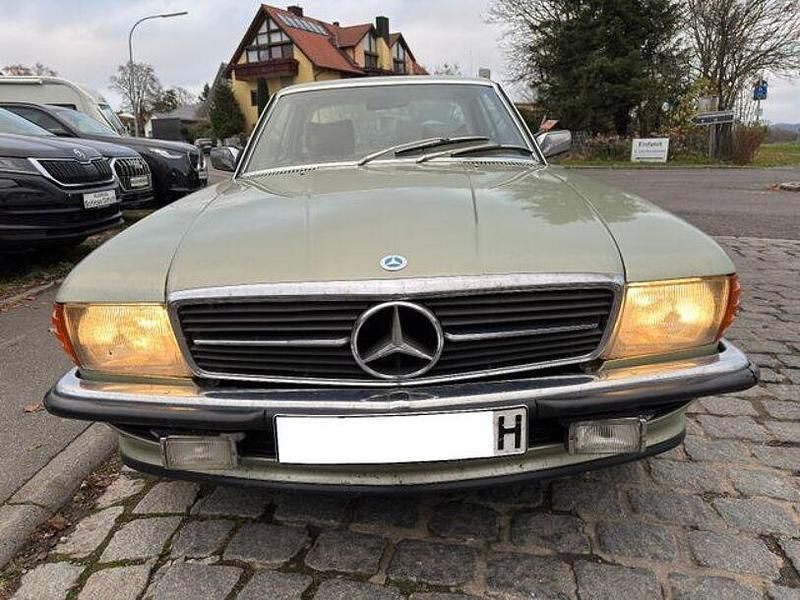 Gebraucht Mercedes 450 194 PS (142 kW) 1977 Grün
