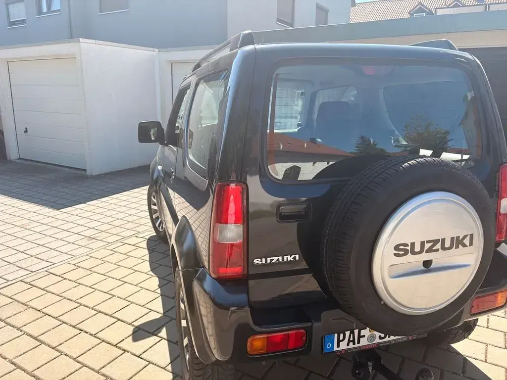 Gebraucht Suzuki Jimny Comfort 86 PS (63 kW) 2012 Grau SUV