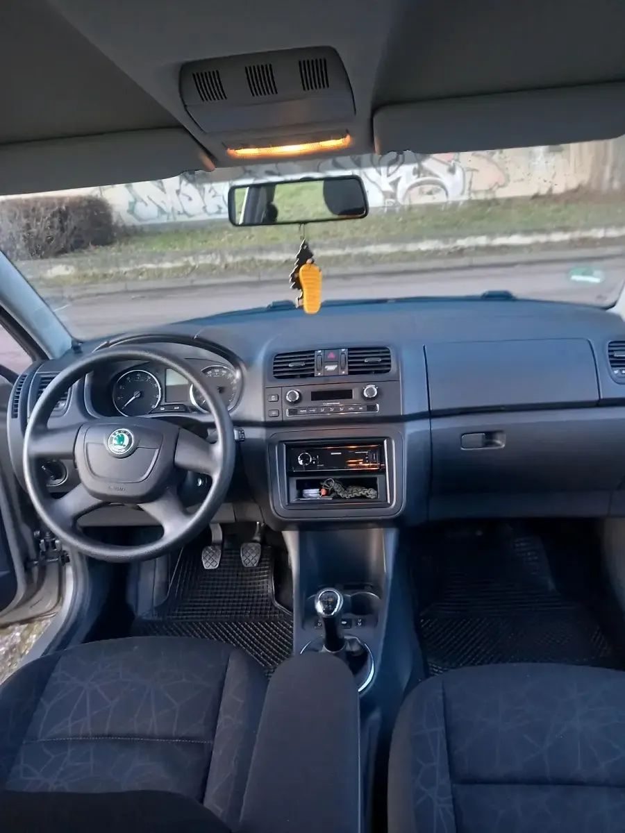 Gebraucht Skoda Roomster 2012 Braun Van / Kleinbus