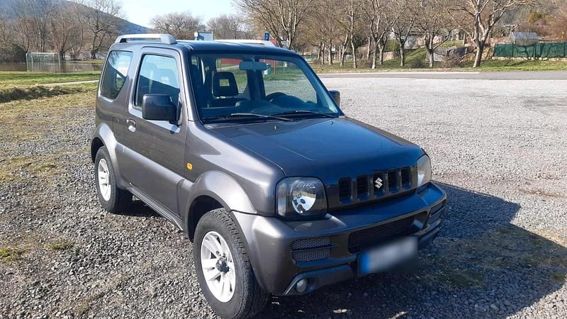Gebraucht Suzuki Jimny 86 PS (63 kW) 2012 Grau SUV