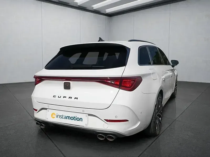 Gebraucht Cupra Leon 333 PS (244 kW) 2024 Weiß Kombi