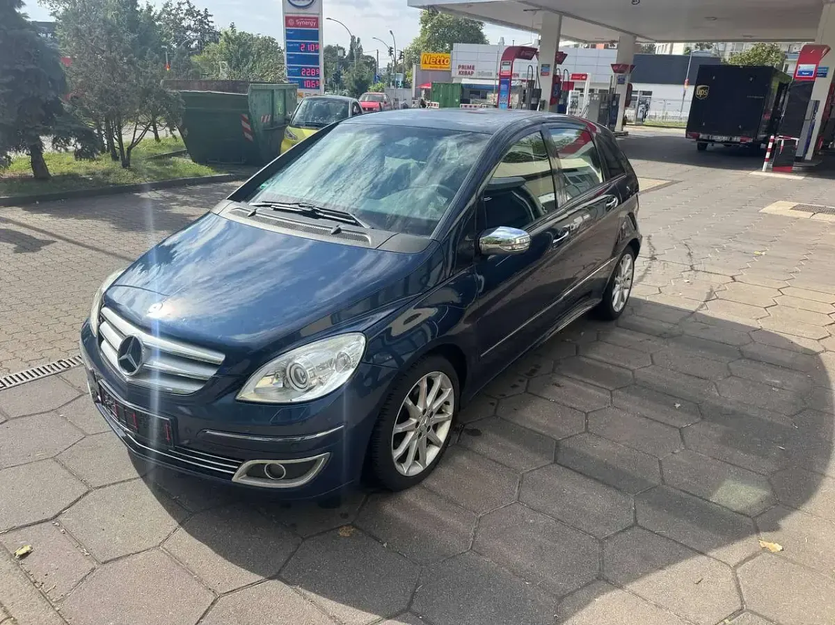 Gebraucht Mercedes B200 193 PS (141 kW) 2006 Blau Van / Kleinbus