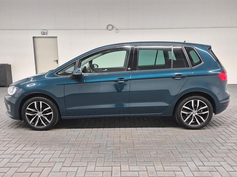 Używany VW Golf VII Sound 2017 Zielony Sedan/Limuzyna