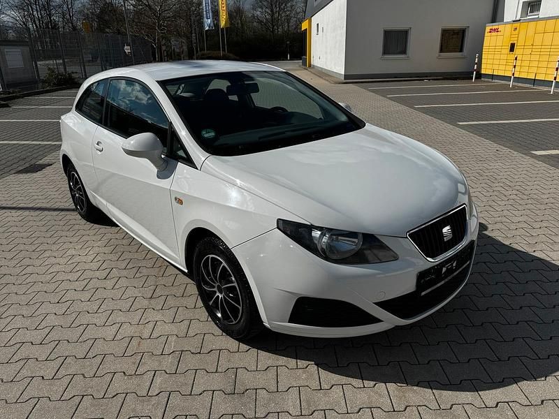 Gebraucht Seat Ibiza 60 PS (44 kW) 2011 Weiß Kleinwagen
