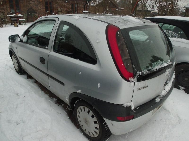 Gebraucht Opel Corsa 58 PS (42 kW) 2003 Silber Kleinwagen