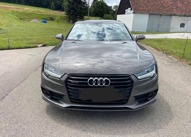 Gebraucht Audi A7 Sportback Ambiente 320 PS (235 kW) 2015 Grau Kleinwagen