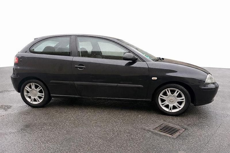 Gebraucht Seat Ibiza Reference 75 PS (55 kW) 2004 Schwarz Kleinwagen