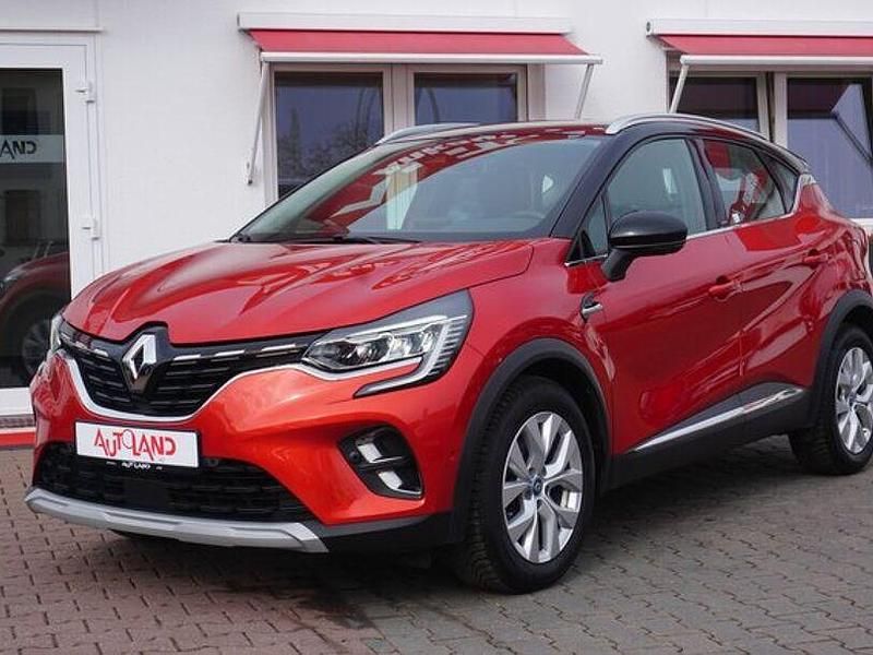 Gebraucht Renault Captur Intens 158 PS (116 kW) 2021 Rot SUV