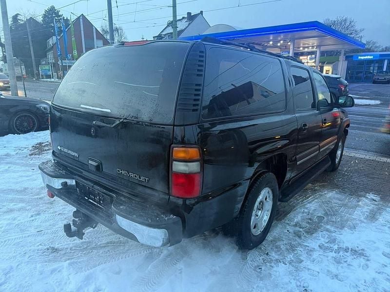 Second-hand Chevrolet Suburban 2005 Negru SUV
