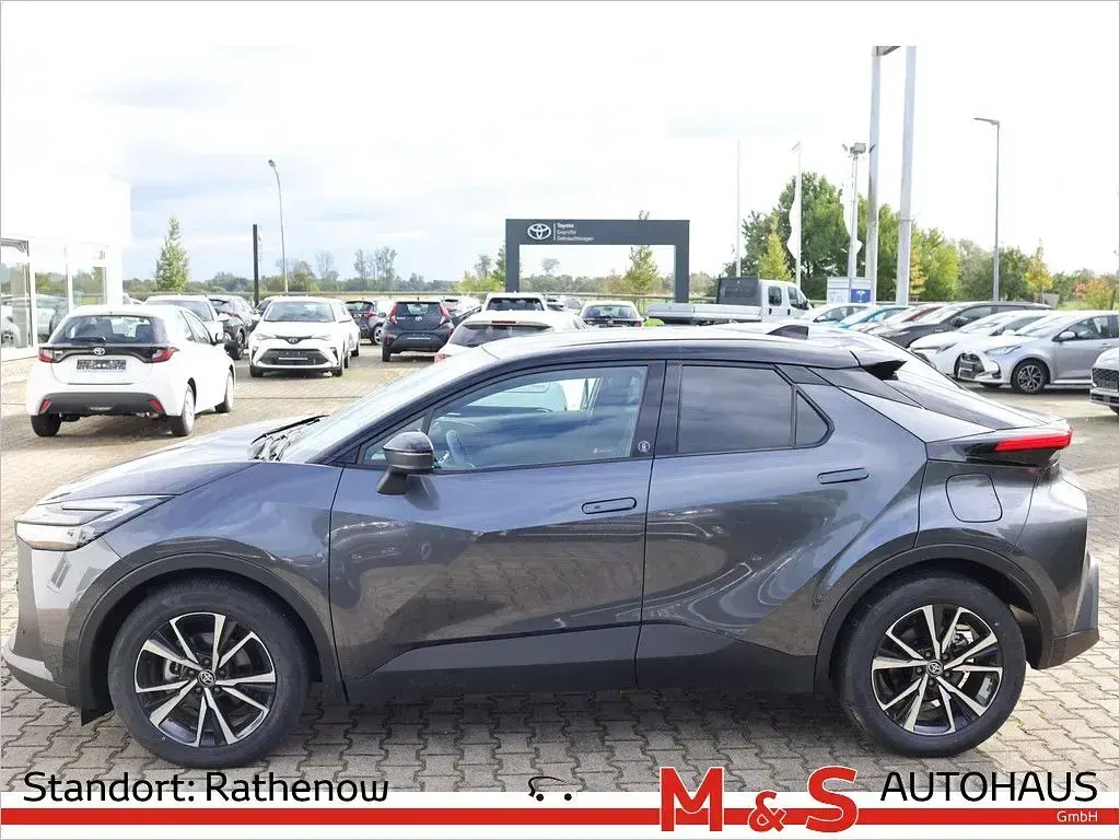 Gebraucht Toyota C-HR Team 197 PS (144 kW) 2024 Grau SUV