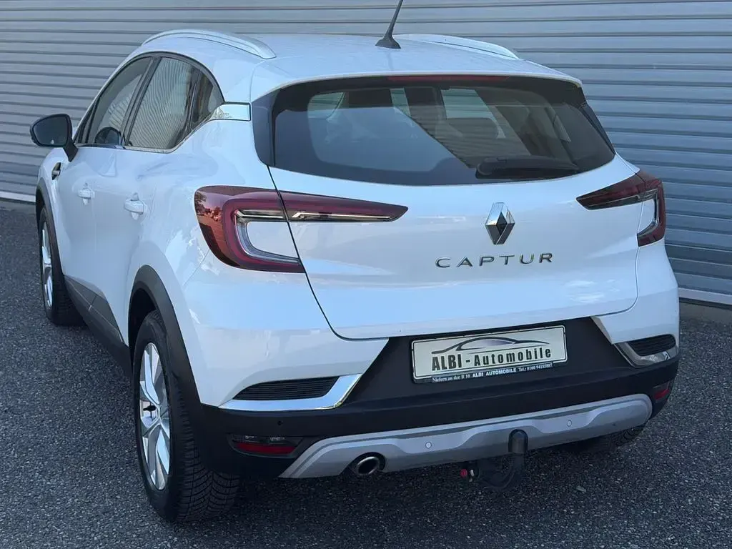 Gebraucht Renault Captur Intens 116 PS (85 kW) 2020 Weiß SUV