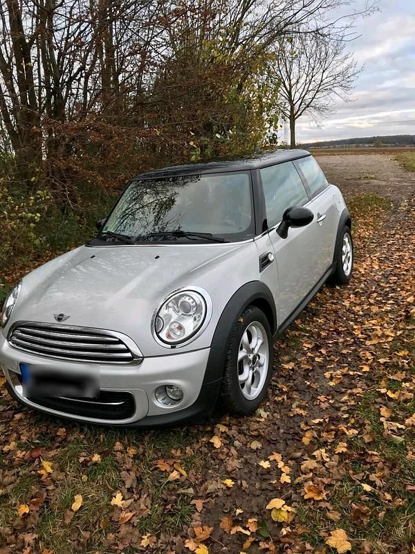 Silber Gebraucht 2010 Mini Cooper Kleinwagen | 5.000 € (Fairer Preis) - Bild 1/4