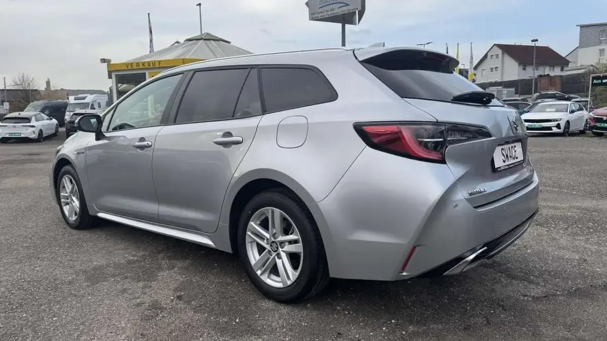 Neu Suzuki Swace Comfort+ 98 PS (72 kW) 2025 Silver metallic (silber) Kombi