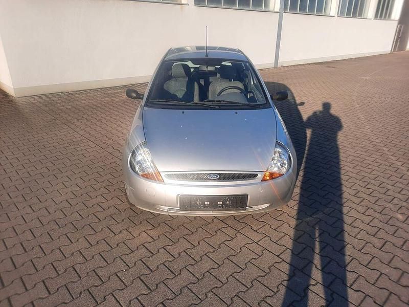 Gebraucht Ford Ka 60 PS (44 kW) 2004 Silber Kleinwagen