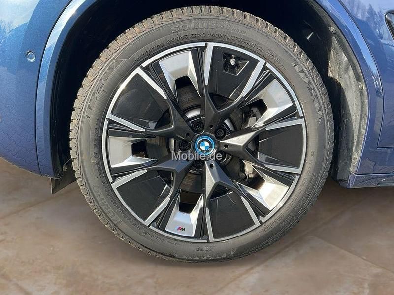 Gebraucht BMW iX3 Impressive 210 kW (286 PS) 2023 Blau SUV