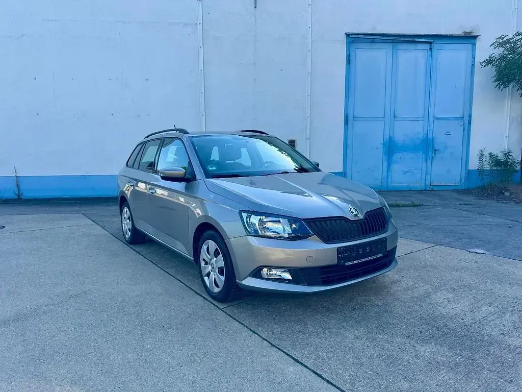 Gebraucht Skoda Fabia Active 90 PS (66 kW) 2017 Beige Kombi