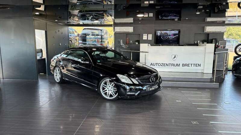Schwarz Gebraucht 2012 Mercedes E350 Coupé | 12.900 € (Fairer Preis) - Bild 1/3