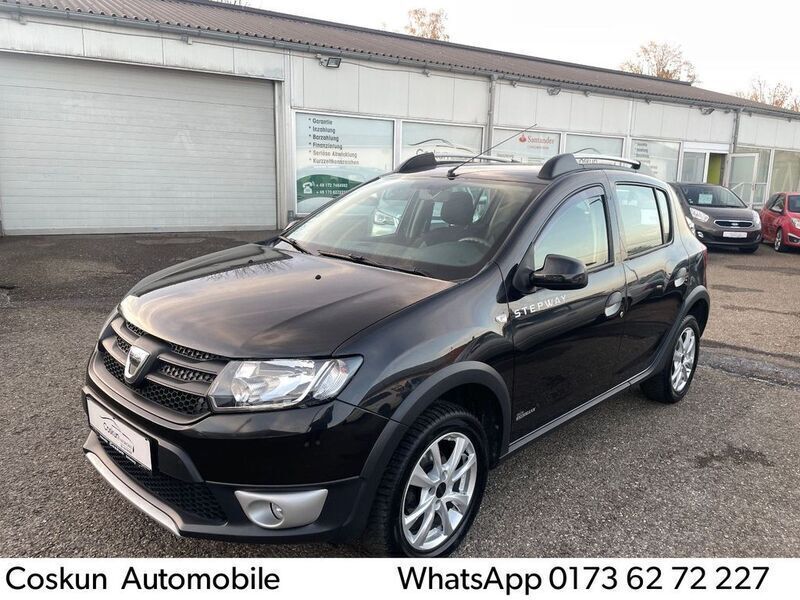 Schwarz Gebraucht 2016 Dacia Sandero Stepway Kleinwagen | 7.990 € (Fairer Preis) - Bild 1/4