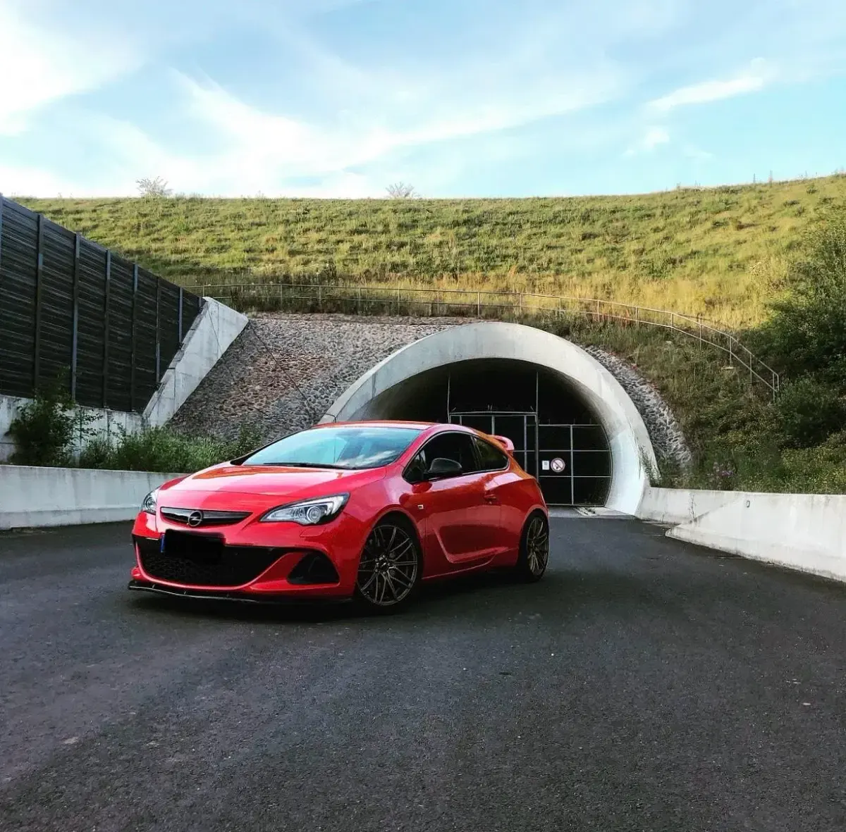 Gebraucht Opel Astra GTC OPC 280 PS (205 kW) 2014 Rot Coupé