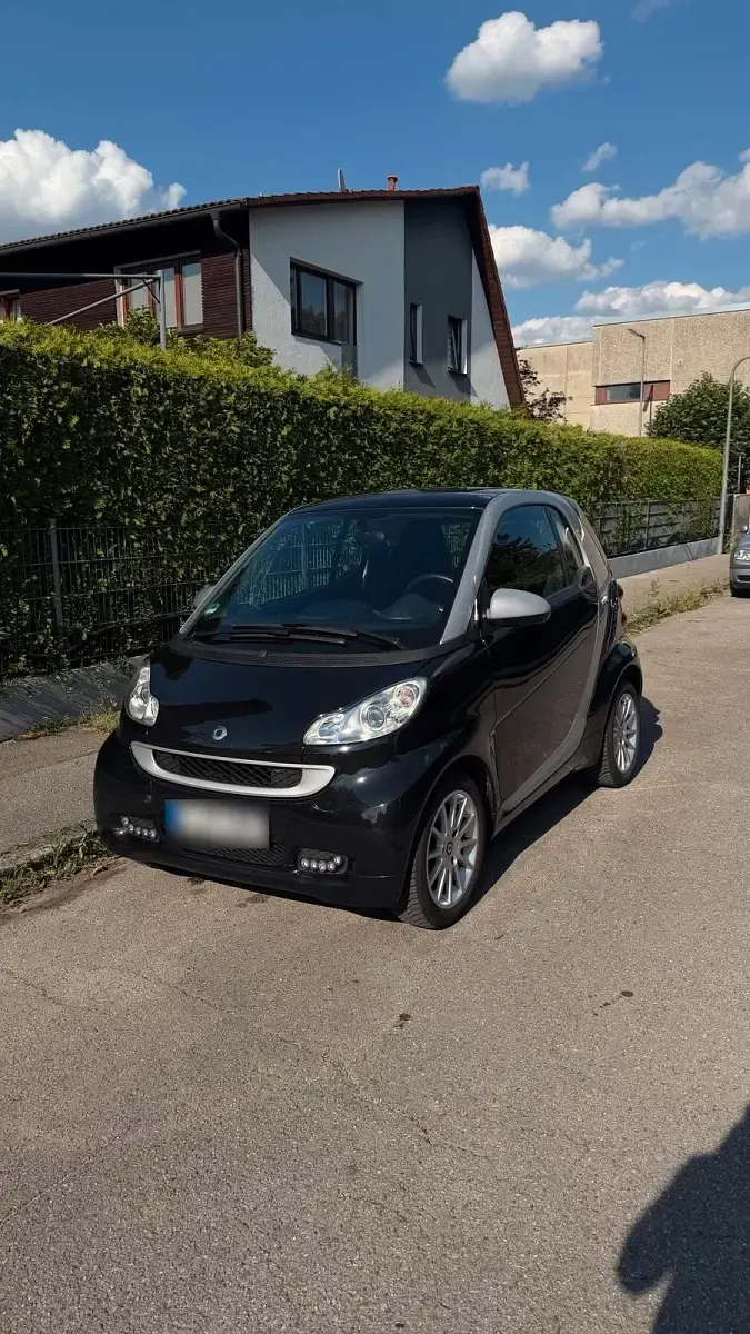 Gebraucht Smart ForTwo Coupé 71 PS (52 kW) 2011 Schwarz Coupé