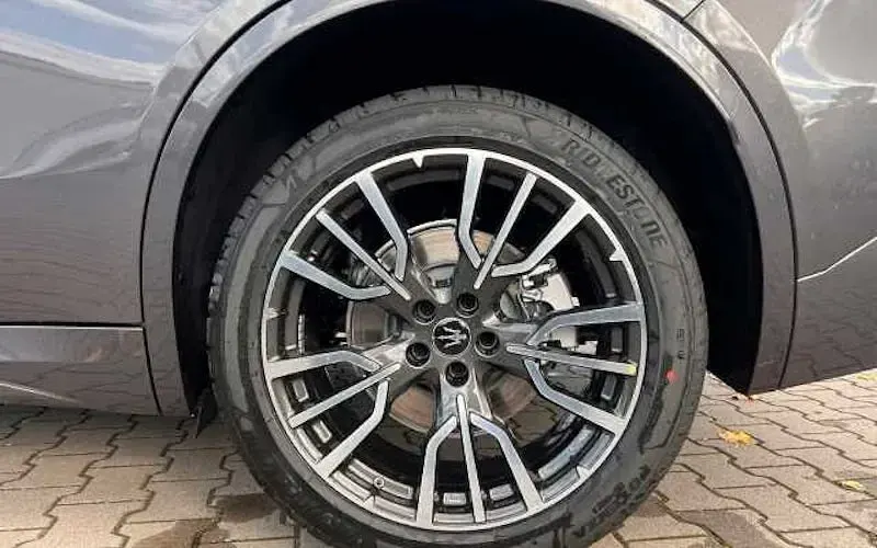 Gebraucht Maserati Grecale 300 PS (220 kW) 2025 Grau SUV