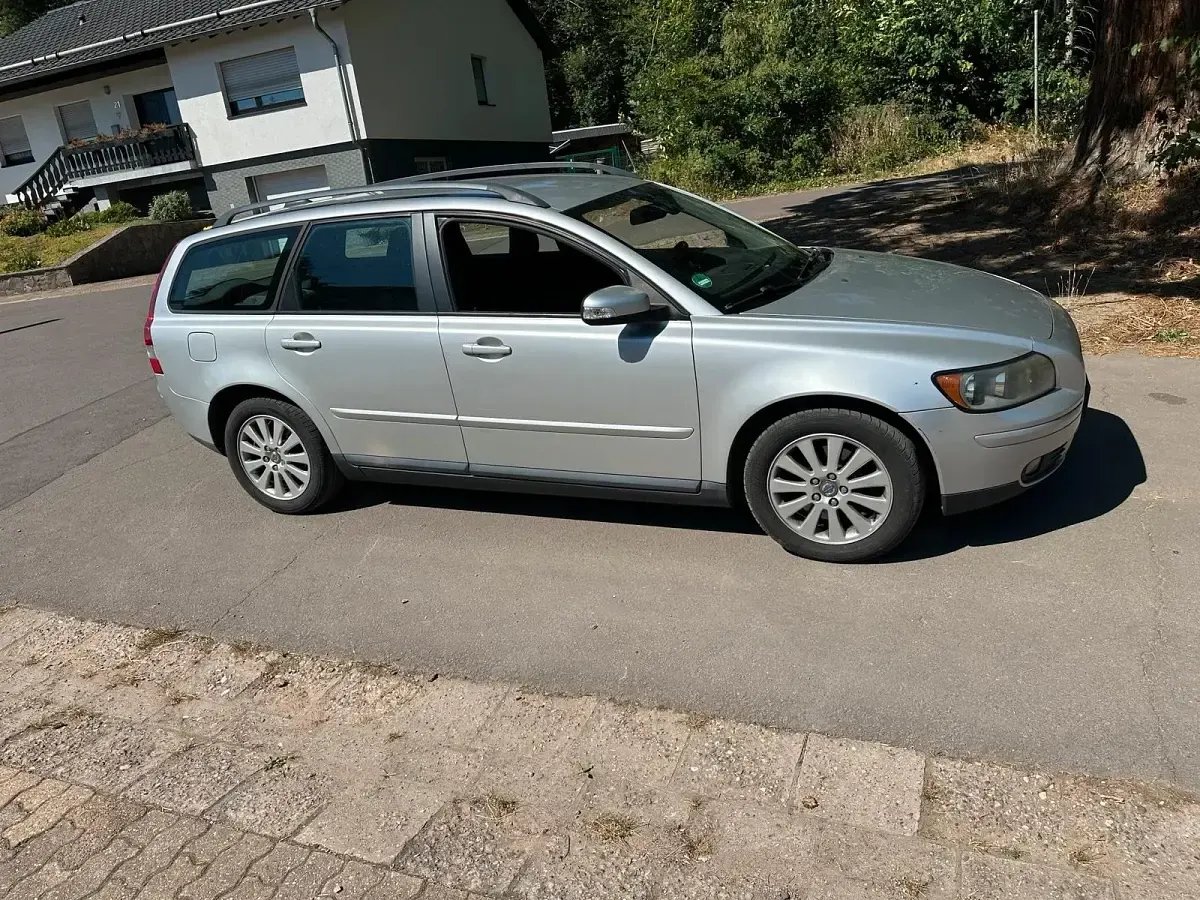 Gebraucht Volvo V50 136 PS (100 kW) 2006 Silber Kombi