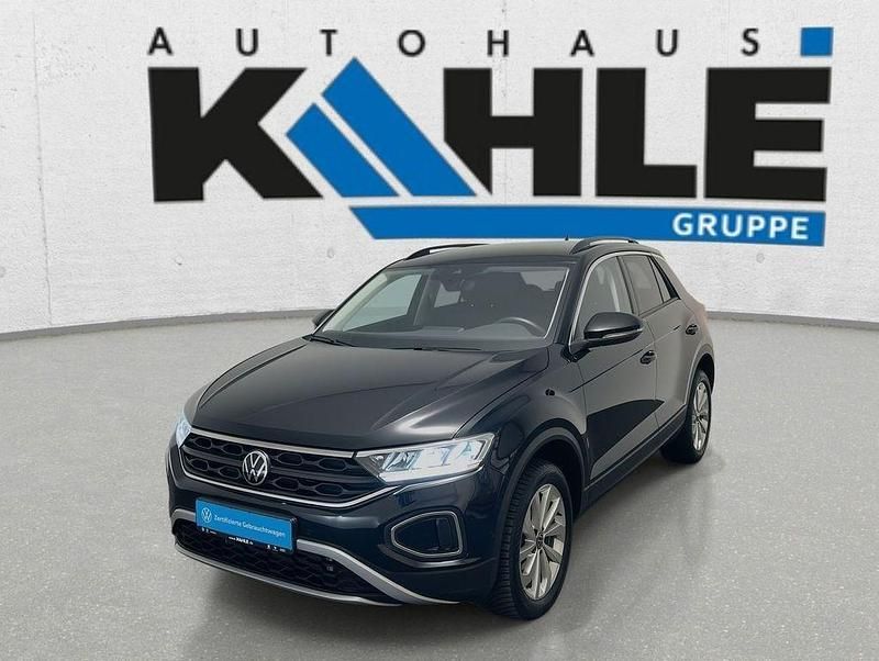 Schwarz Gebraucht 2024 VW T-Roc Life SUV | 29.380 € (Fairer Preis) - Bild 1/4