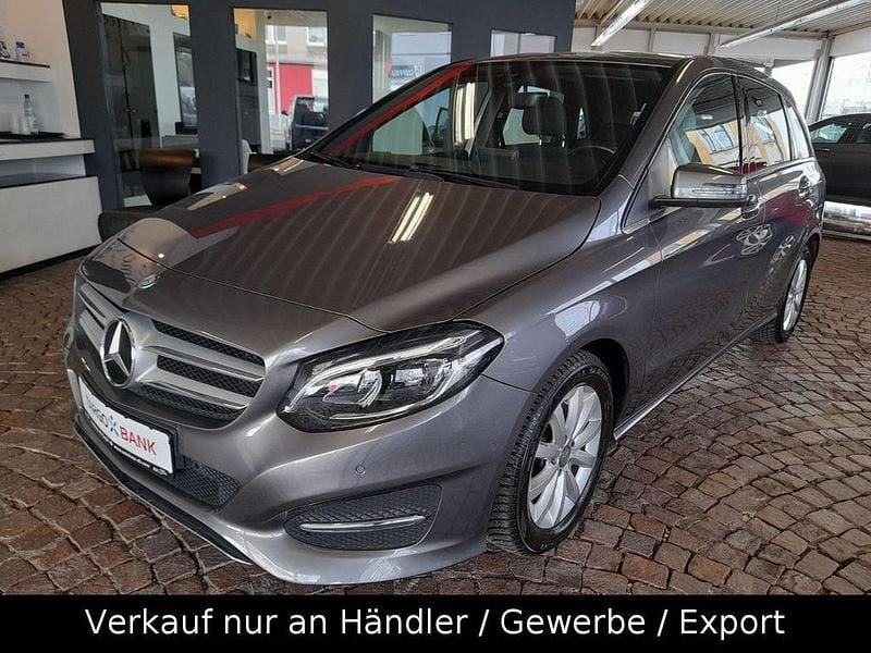 Gebraucht Mercedes B200 156 PS (114 kW) 2017 Grau Van / Kleinbus
