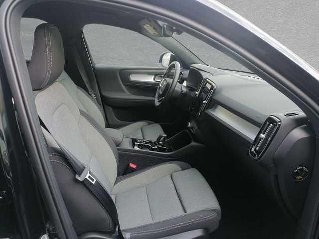 Gebraucht Volvo XC40 120 PS (88 kW) 2025 SUV