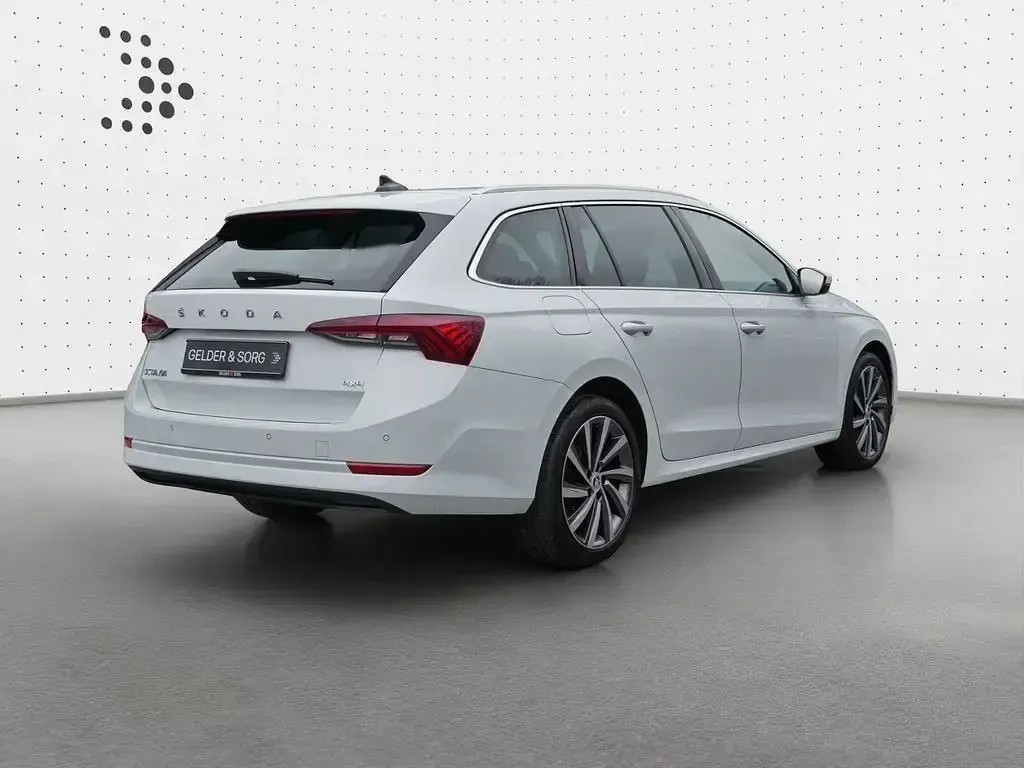 Gebraucht Skoda Octavia Style 150 PS (110 kW) 2022 Weiß Kombi