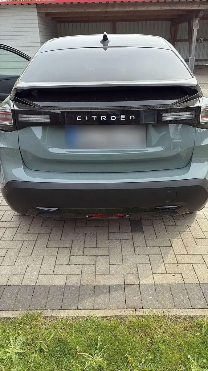 Gebraucht Citroën e-C4 114 kW (156 PS) 2025 Grün Limousine