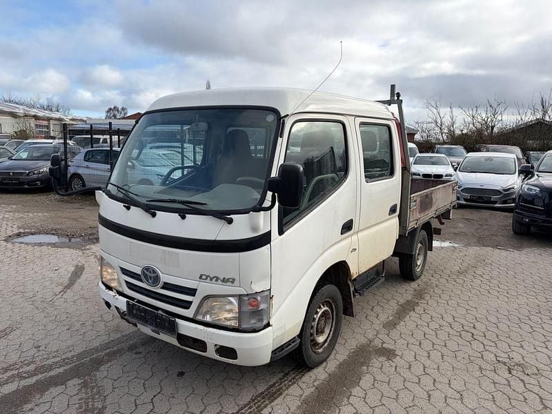 Gebraucht Toyota Dyna 109 PS (80 kW) 2010 Weiß Pickup