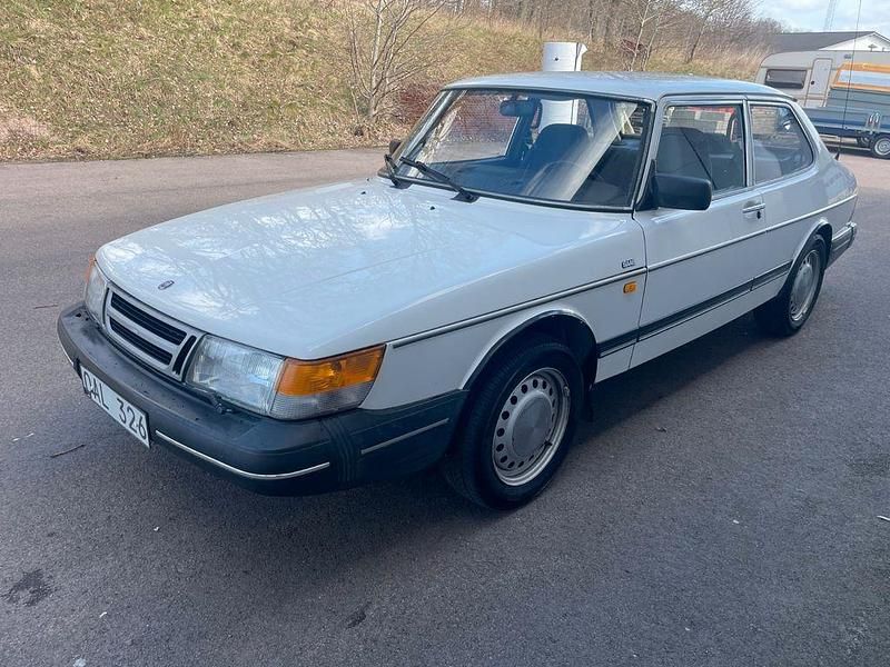 Gebraucht Saab 900 110 PS (80 kW) 1989 Weiß Limousine