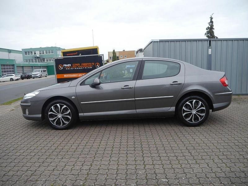 Gebraucht Peugeot 407 140 PS (102 kW) 2010 Grau Limousine