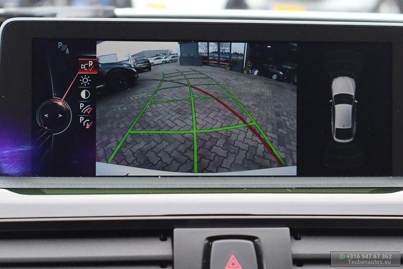 Gebraucht BMW 320 Gran Turismo Executive 184 PS (135 kW) 2013 Weiß Limousine