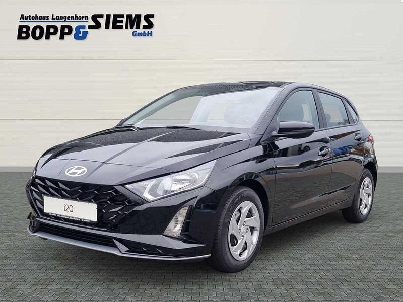 Gebraucht Hyundai i20 Select 101 PS (74 kW) 2024 Phantom black Kleinwagen