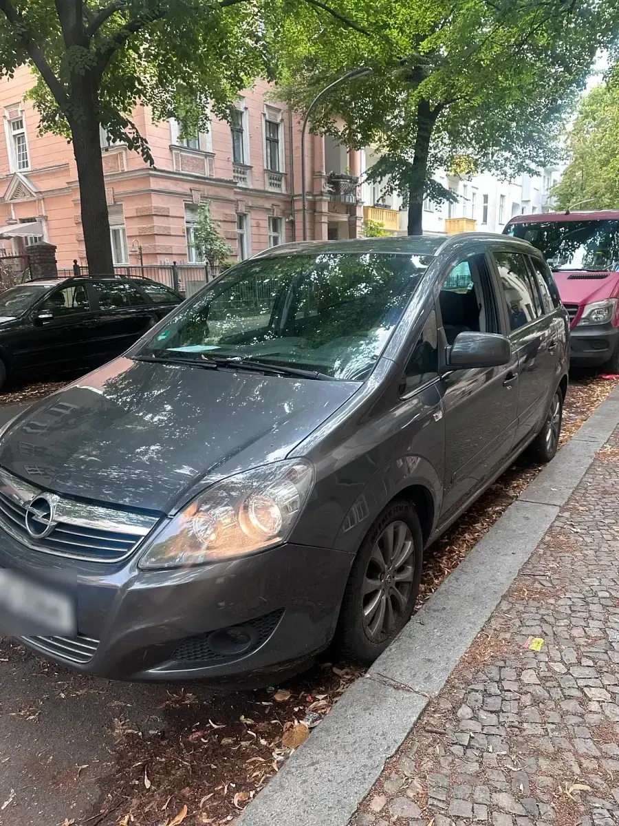 Gebraucht Opel Zafira 115 PS (84 kW) 2011 Grau Van / Kleinbus