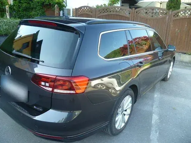Gebraucht VW Passat 200 PS (147 kW) 2021 Grau Kombi