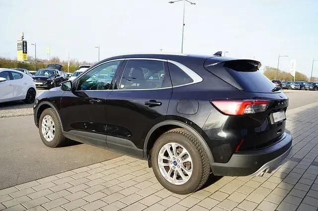 Gebraucht Ford Kuga Titanium 150 PS (110 kW) 2020 Schwarz SUV