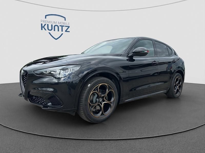 Colore esterno nero vulcano, Neu 2025 Alfa Romeo Stelvio SUV | 67.990 € (Teuer) - Bild 1/4