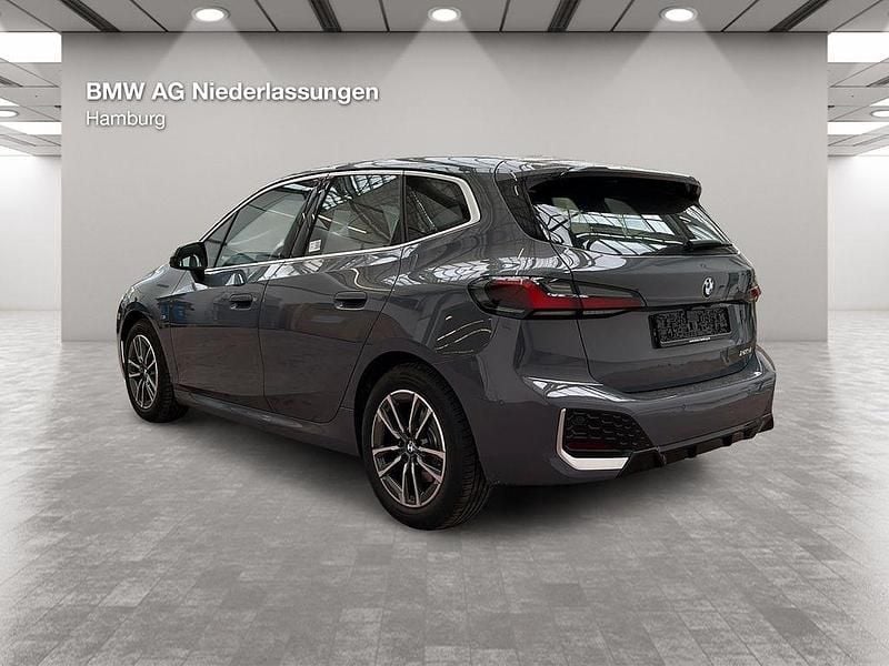 Gebraucht BMW 223 Active Tourer M Sport 204 PS (150 kW) 2023 Grau Van / Kleinbus